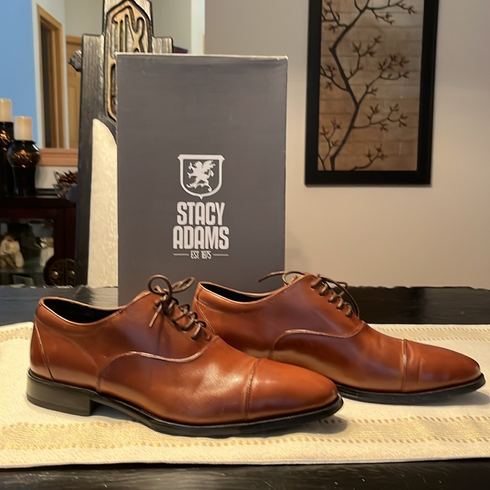Stacy Adams - Men’s Dress Shoes - Cap Toe Oxford - Brown Leather - 10.5M